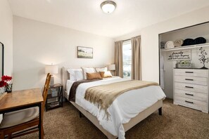 3 bedrooms, iron/ironing board, travel crib, WiFi