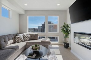 Smart TV, fireplace, video games