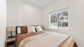 4 chambres, bureau, fer et planche Ă repasser, Wi-Fi gratuit