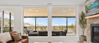 Timber Cube Cabin • Mountain Views • Ski & Games