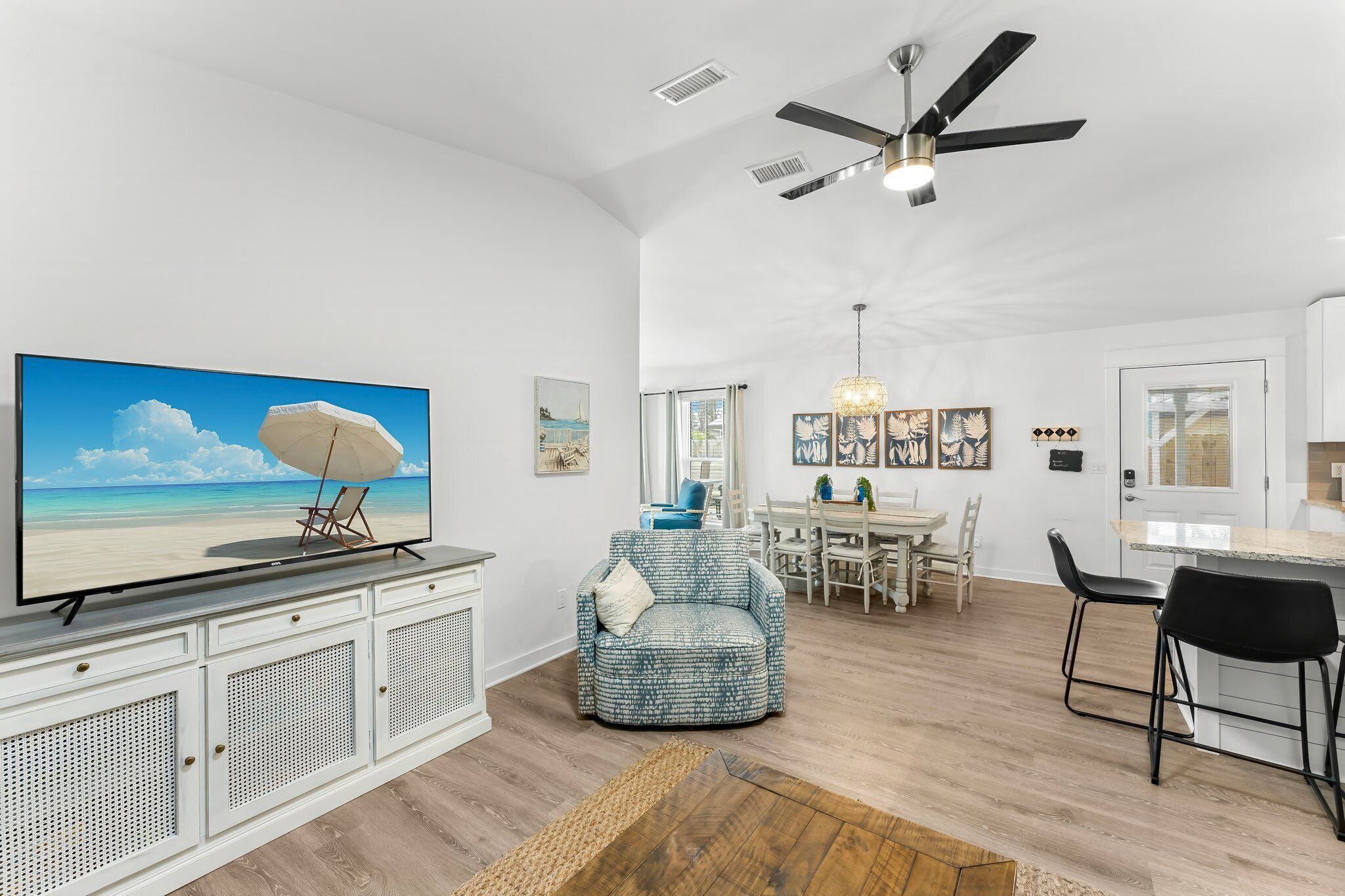 Coastal Getaway - Free Tickets & Bbq Backyard - Panama City, FL
