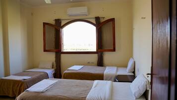 2 slaapkamers, een strijkplank/strijkijzer, wifi, beddengoed