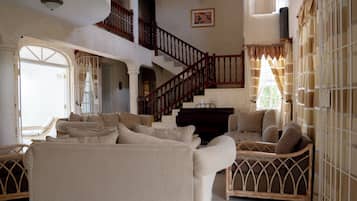 Villa, 4 Bedrooms, Smoking, Private Pool | Living room