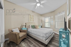 4 bedrooms - Legacy Tower II #405, Overlooking the Beautiful Gulf! (Gulfport)