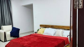 2 bedrooms, WiFi, bed sheets