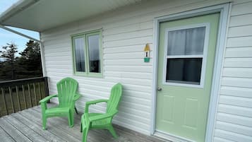 Suite, Kitchen, Partial Ocean View | Terrace/patio