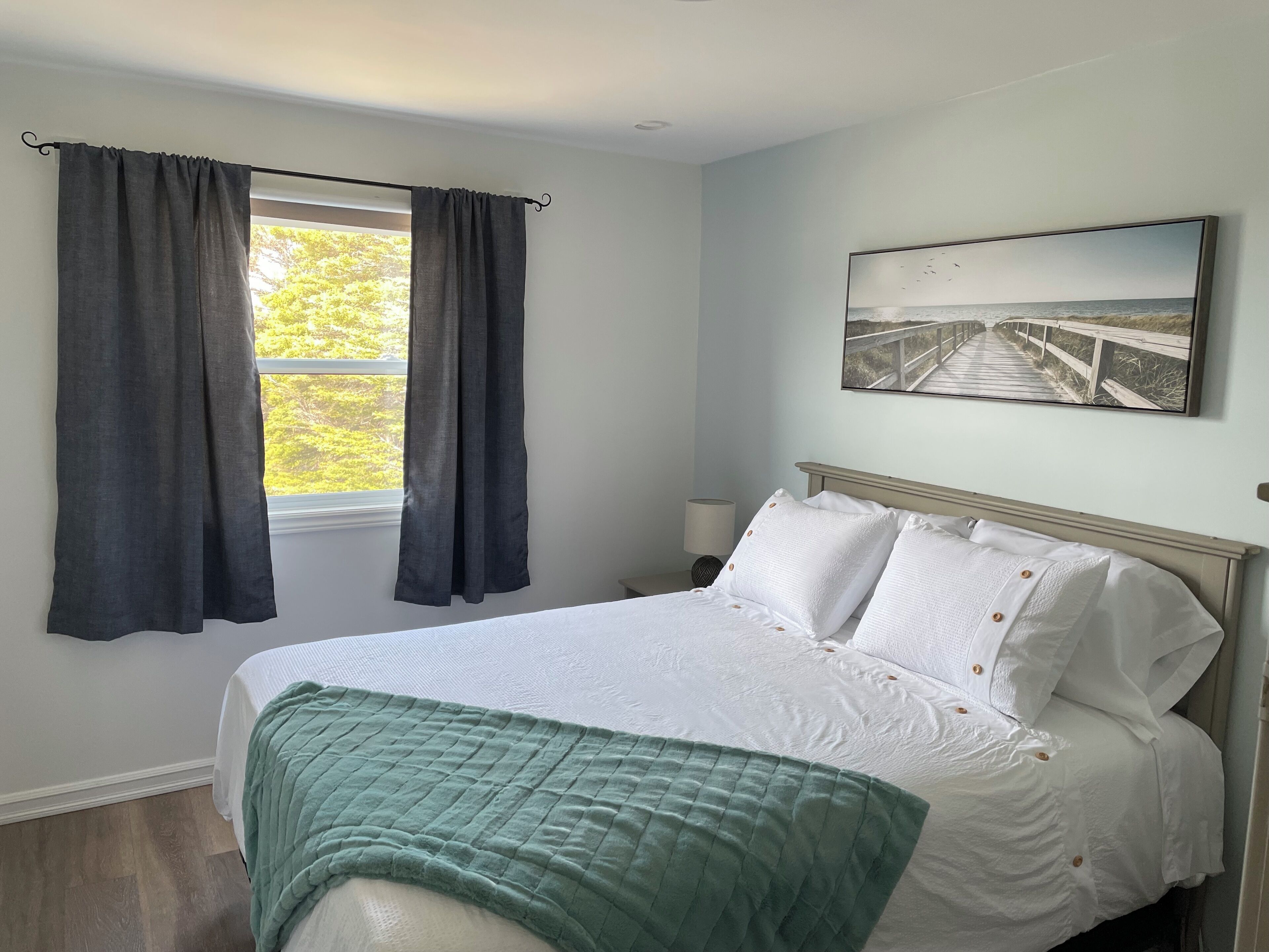 Suite, kjøkken, delvis havutsikt | Wi-fi (inkludert) og sengetøy