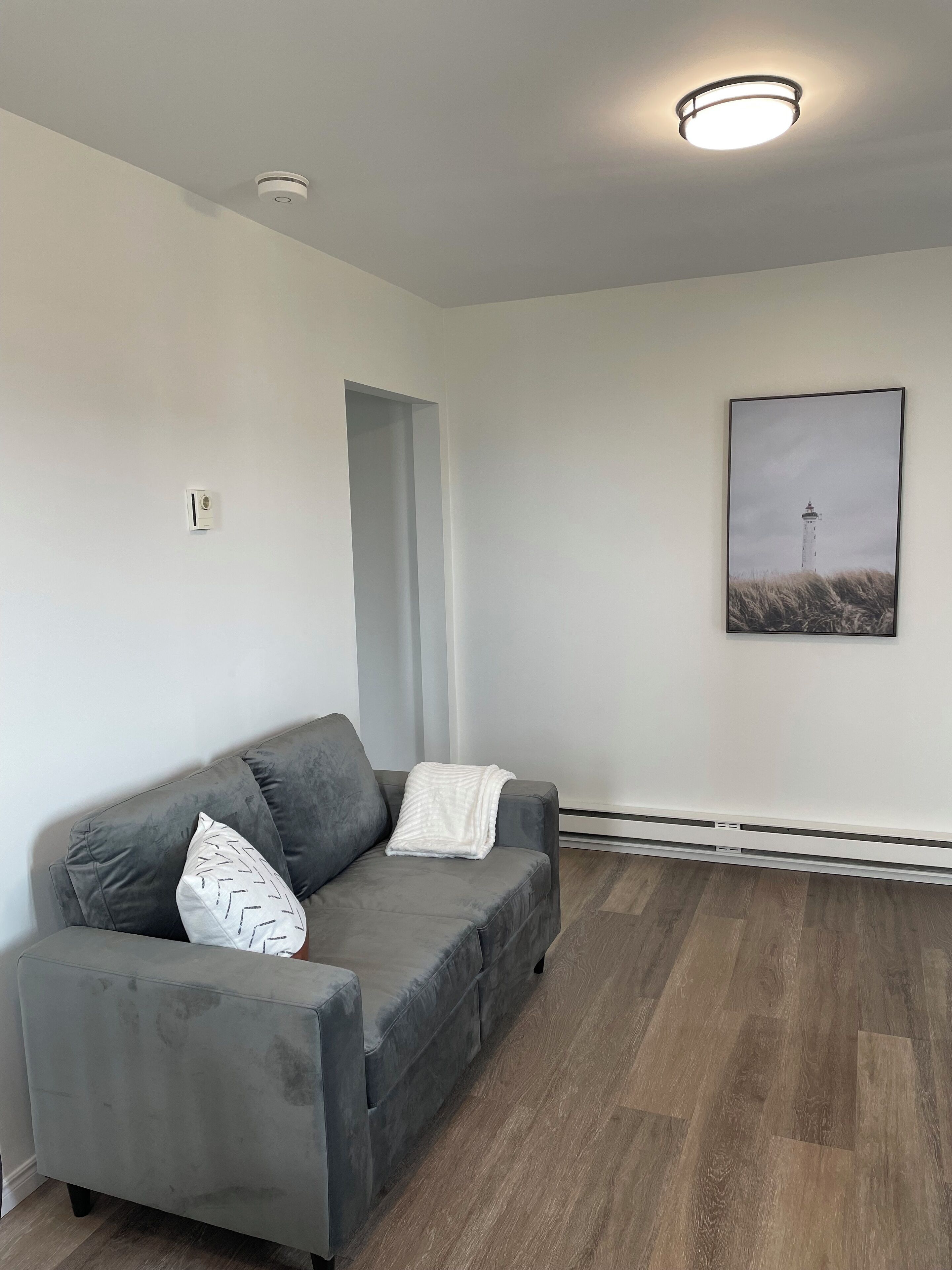 Suite, Kitchen, Partial Ocean View | Living area