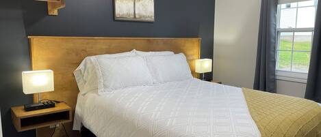 Cabin, 2 Bedrooms, Ocean View | Free WiFi, bed sheets