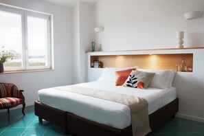 Desk, free cots/infant beds, free WiFi, bed sheets - Tenuta Fasanarella  (Battipaglia)