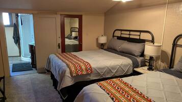 4 chambres, fer et planche Ă repasser, Wi-Fi, draps fournis