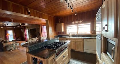 Chama Crossing -Terrace Avenue House