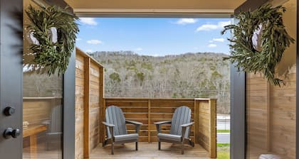 3-bedroom townhome in marvelous Chattanooga, Cameron Outpost