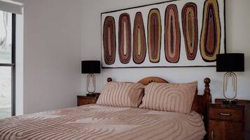 2 bedrooms, free WiFi, bed sheets