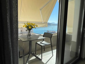 Dining - Italian design apartment for a refined explorer of new destinations. (Saranda)