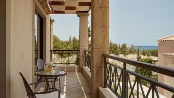 Maisonette, eingeschränkter Meerblick | 1 Schlafzimmer, Zimmersafe, laptopgeeigneter Arbeitsplatz