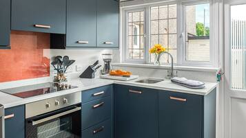 Dishwasher, highchair