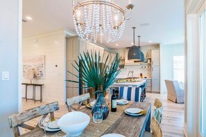 Dining - Forever House: Private beach steps away, Heated pool, FREE golf cart, Bunk room (Miramar Beach)