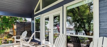 Relax, Play, Repeat! 5 Star Lakefront Retreat - Hot Tub, Dock, Cabana, Game Room