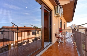Apartment, 2 Bedrooms, Balcony, Garden View | Balcony - Spacious Apartment in Peroj With Terrace (Vodnjan)