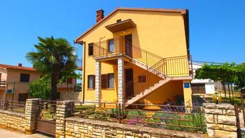 Appartement, 2 chambres, balcon, vue jardin | Extérieur