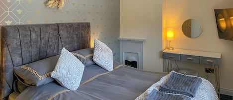 2 chambres, Wi-Fi gratuit, draps fournis