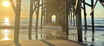 Charming First Floor 3-bedroom condo with AC, WiFi in tranquil Pawleys Island