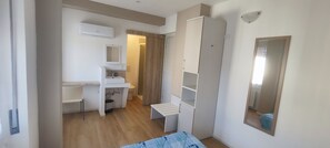 Standard Single Room | In-room safe, free WiFi - Vroom508 (Verona)