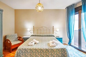 2 soverom, strykejern/-brett, wi-fi og sengetøy