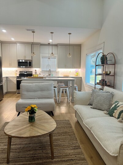 Charming 3-bedroom house in Bullard with AC, WiFi