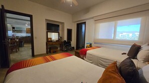 3 habitaciones, tabla de planchar con plancha, cuna de viaje y wifi 