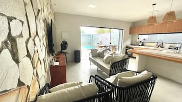 House | Living area | Flat-screen TV