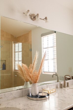Bathroom - Family Home Private Garden and Jacuzzi (Cabo San Lucas)