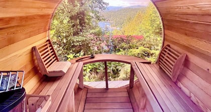 Charming Ocean View Cottage with Private Sauna & Hot Tub