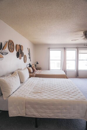 4 chambres, bureau, fer et planche à repasser, Wi-Fi gratuit