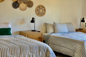 4 chambres, bureau, fer et planche à repasser, Wi-Fi gratuit