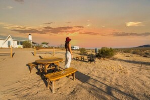 屋外ダイニングエリア