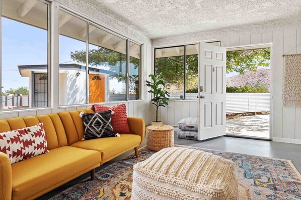 スマートテレビ、卓球台