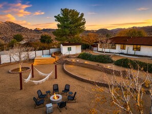 Property grounds - Coyote Haus- Big Private Yard/Close to JT Entrance (Joshua Tree)