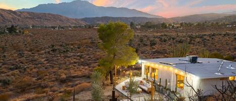 Tina de hidromasaje al aire libre