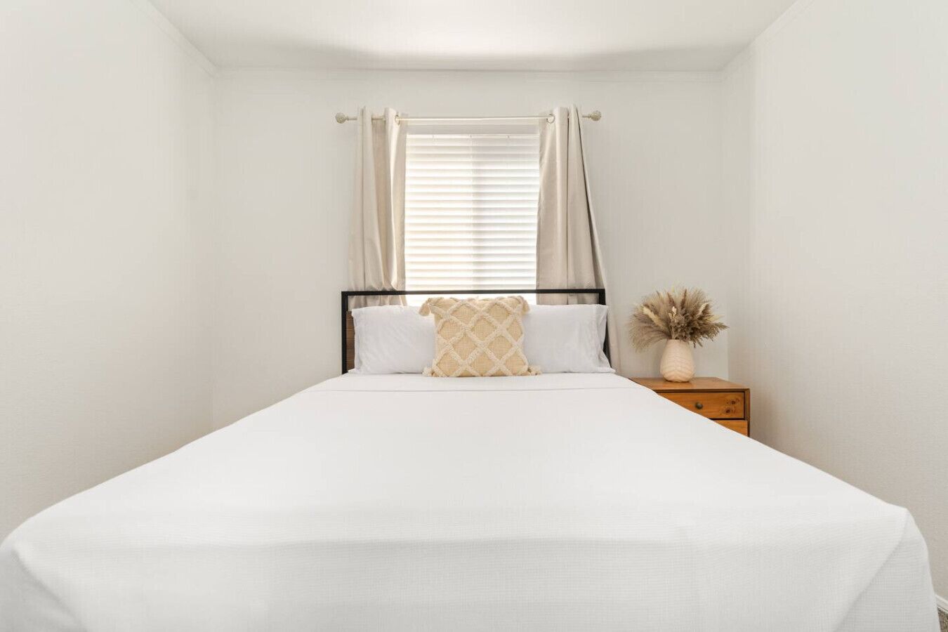 2 Schlafzimmer, Schreibtisch, kostenloses WLAN, Bettwäsche