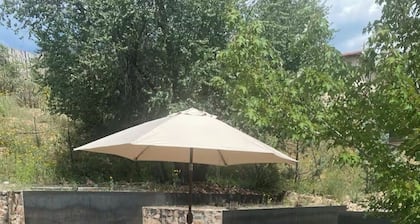 Contemporary Casita in Santa Fe’s Historic East Side