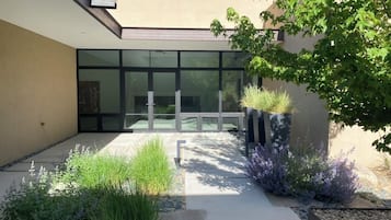 Enceinte de lâhĂ©bergement