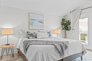 3 chambres, fer et planche à repasser, accès au Wi-Fi (inclus)