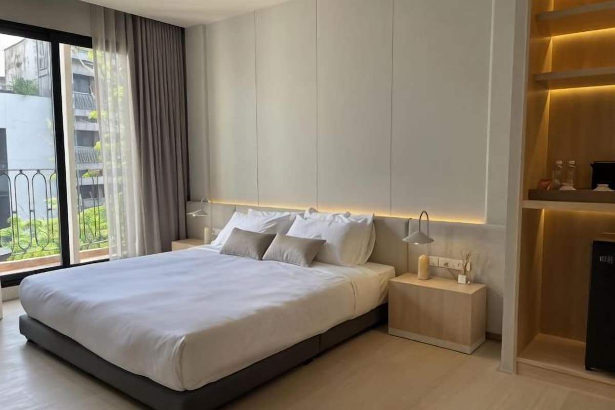 1 bedroom, in-room safe, soundproofing, WiFi (free)
