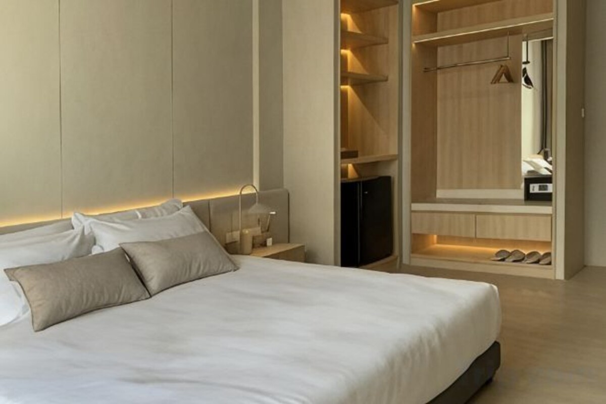 1 bedroom, in-room safe, soundproofing, WiFi (free)