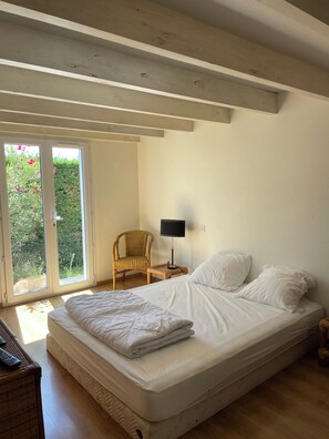 3 bedrooms, iron/ironing board, WiFi - House Anglet, 6 persons. Close to beaches and all amenities (Anglet)