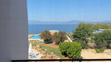 Comfort-Doppelzimmer, Meerblick | Unterkunftsgelände