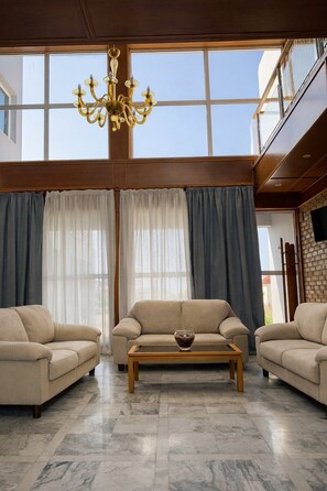 Lobby - Blue Escape (Nafplio)
