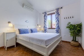 3 Schlafzimmer, Bügeleisen/Bügelbrett